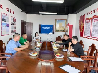 上海电气新能源总经理陈晨一行光临安徽巅峰国际官网